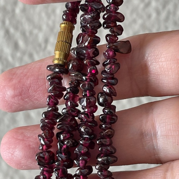 Genuine garnet bead necklace - Picture 3 of 6